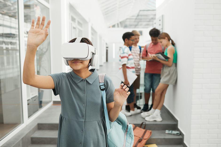 The Verge’s 2026 back-to-school shopping guide features 28 curated products