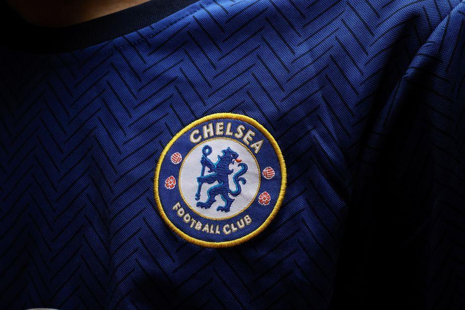 Chelsea confirm Welbeck signing from Brighton on two-year deal