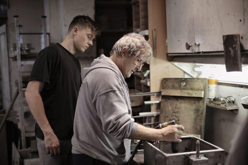 Some parents on benefits to get up to £4,500 for child starting apprenticeship