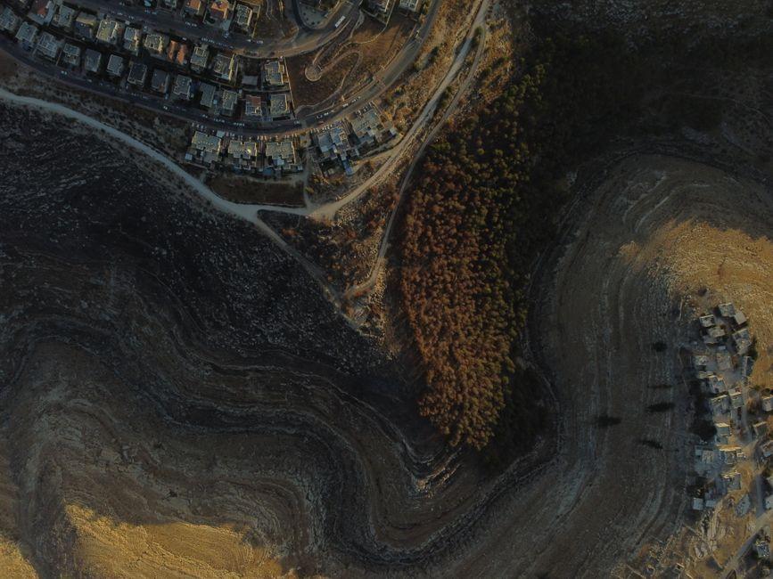5 nations condemn Israel's West Bank settlement project