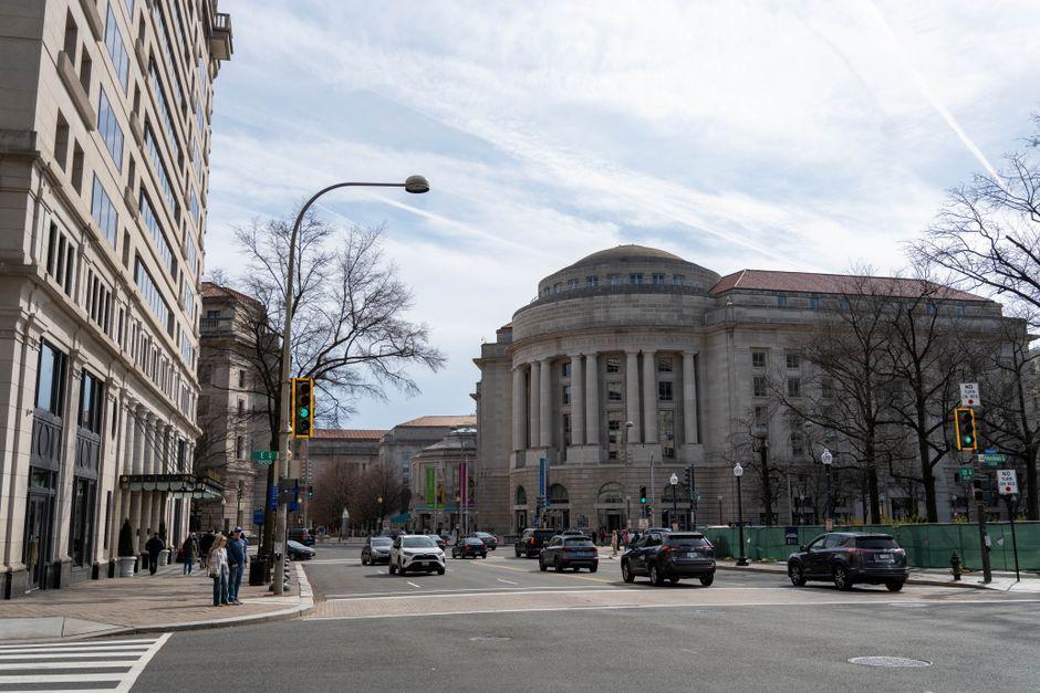 US Charges Five over Alleged Russian Plot to Kill Ukrainians