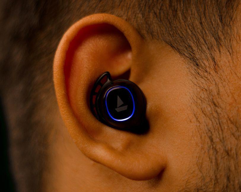 Why Apple's camera-equipped AirPods may not be the creep