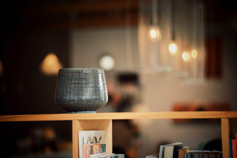 ALIT Lamp: Ceramic and Wood Design by Byunggwon Na
