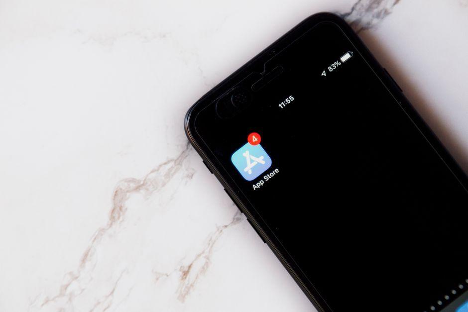 Apple and Epic Argue Over External Link Fees Outside App Store