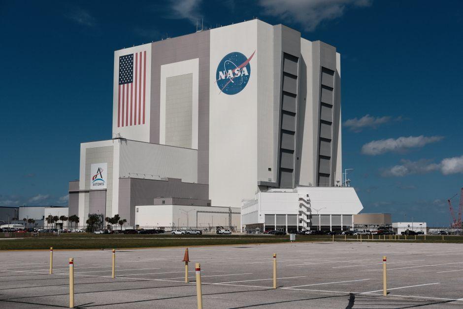 Artemis II Commander and Pilot Become NASA's First Astronaut Emeriti