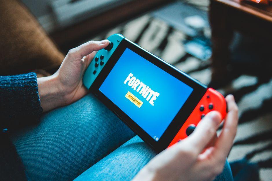 Fortnite เปิดให้ปลดล็อก John Wick ในลุคตัวละครจากเดอะ ซิมป์สันส์