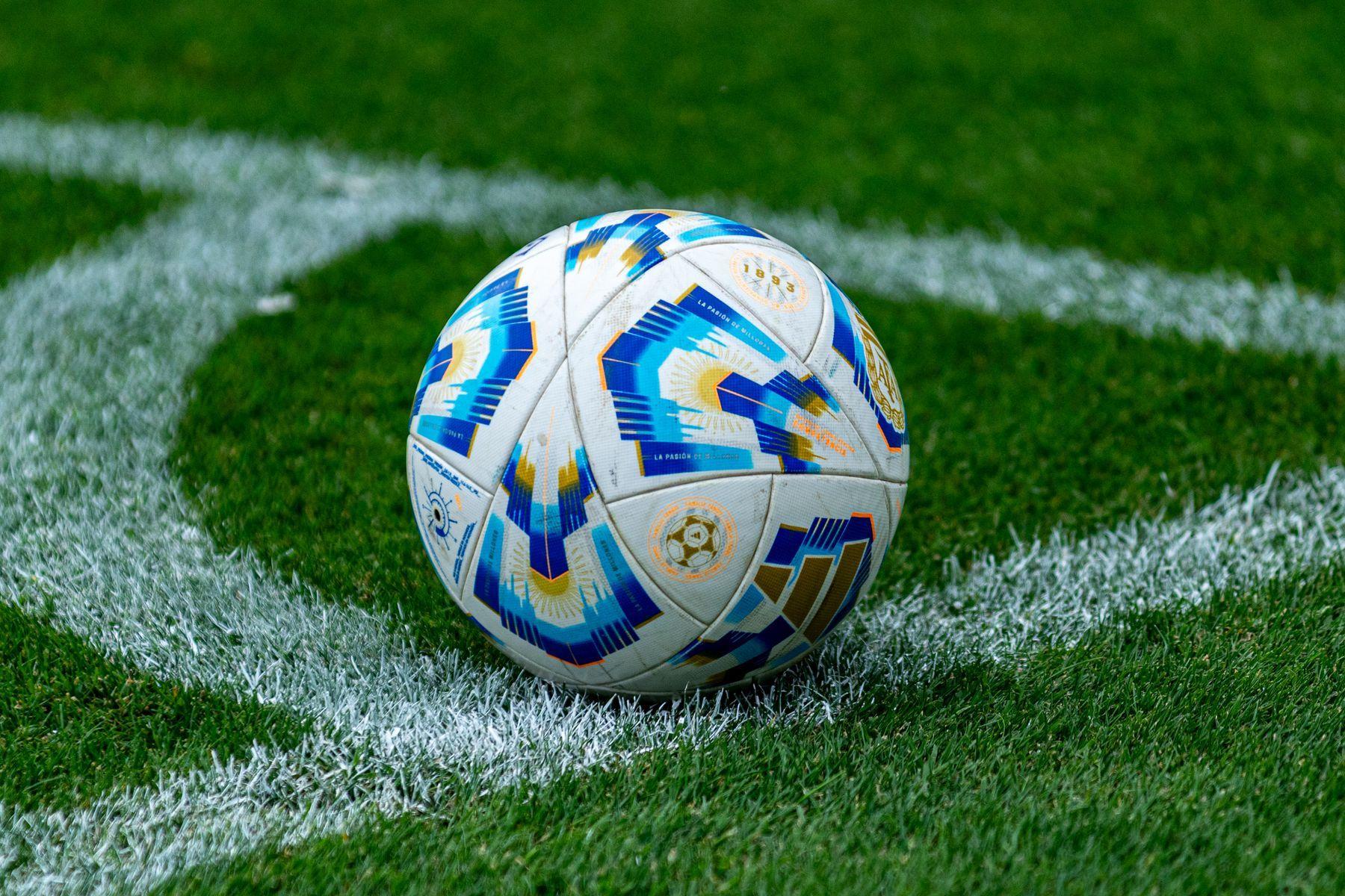 FA Thailand Issues 4 Safety Guidelines for Lightning Storms in Professional Football