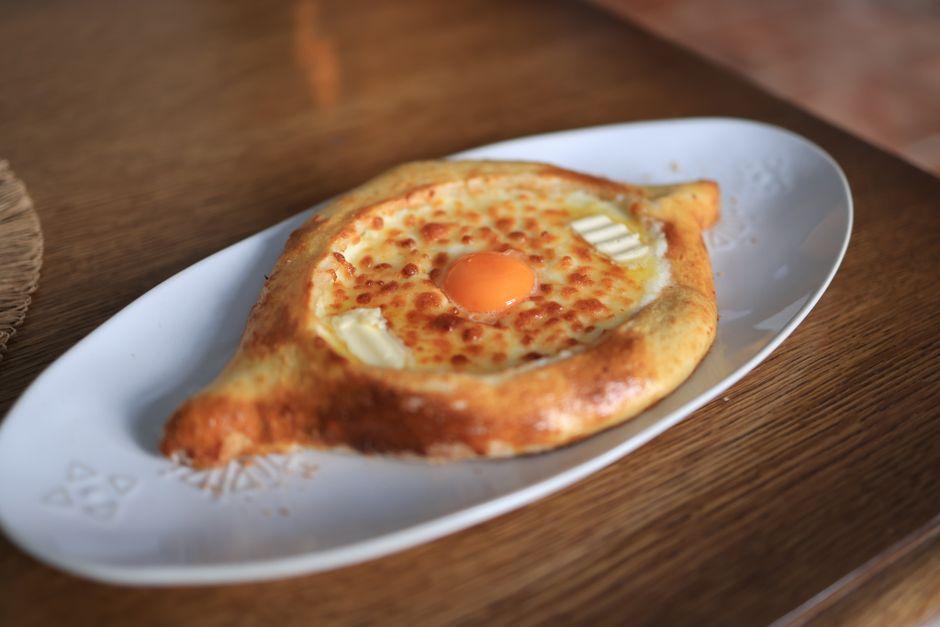 Crafting Georgian Khachapuri Cheese Bread in Pure CSS