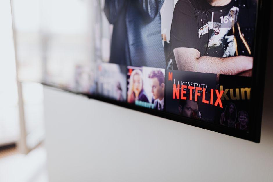 LG TV found scanning LAN devices even while offline