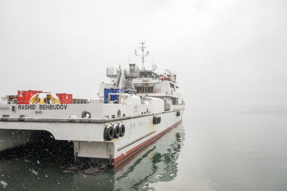 Ukraine dismisses Iranian threats as Caspian Sea strike directly links wars