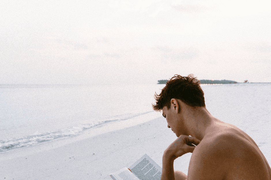 What Your Summer Reading List Says About Your Personality and Anxieties