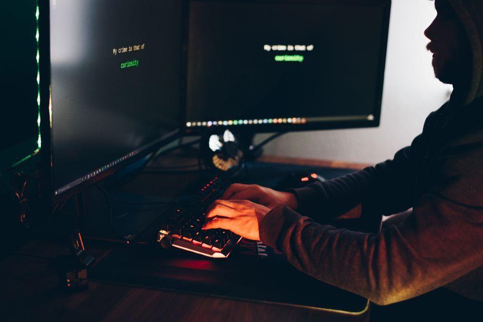 How to Avoid Installing Malware and Resproxy Apps on Your Smart TV