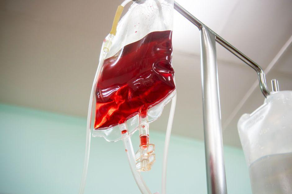 Yossanan Donates Blood for Victims of Debsirin Nonthaburi School Incident