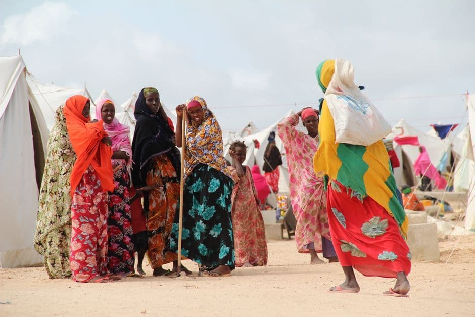 Yemenis flee across Red Sea as Houthis and Saudi forces clash