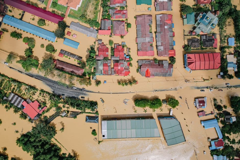 PM Orders Transcontinental Readiness for Flash Floods