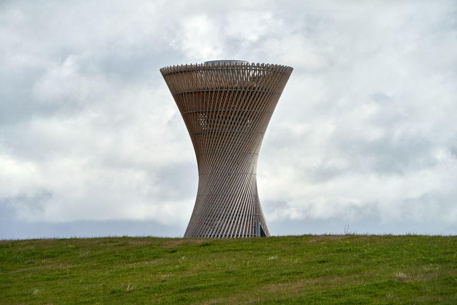Chenhu Migratory Bird Observation Tower 2026: หอคอยเกลียวคู่