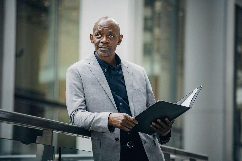 Decoding the CEO in the AI Era: When Leaders Must Take Control of Technology Themselves to Survive