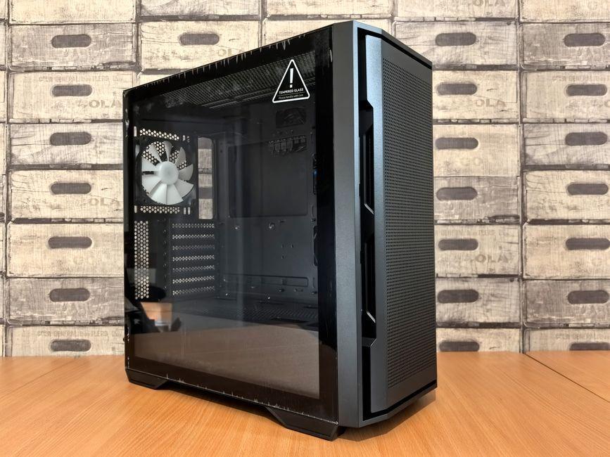 Corsair PC Case with Panoramic Glass Design Gets a $70 Special Discount