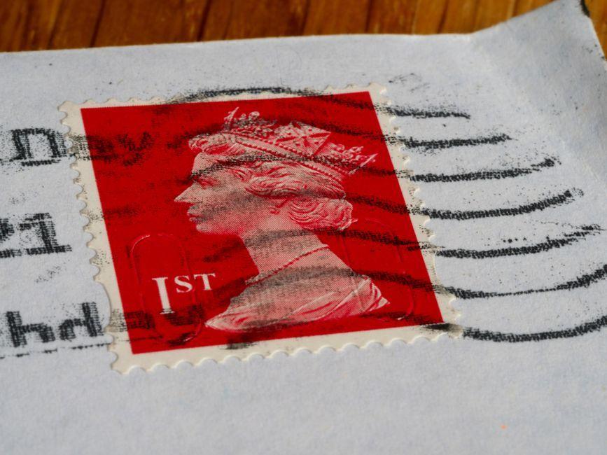 Royal Mail พลาดเป้าส่งของอีกรอบ แต่เผยสัญญาณบวก