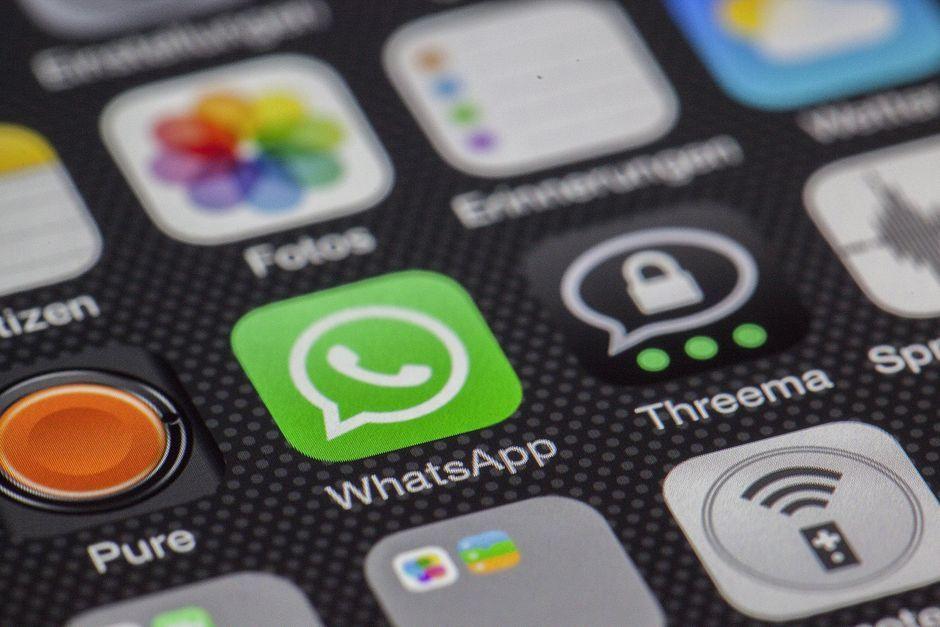 WhatsApp อัปเดตใหญ่ เพิ่ม 5 ฟีเจอร์ใหม่สำหรับแชทกลุ่ม รวมถึงคำสั่ง '@all'