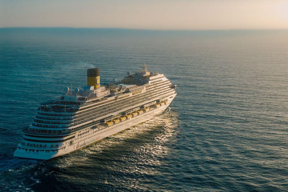 Iran War Dents Royal Caribbean’s Revenue Forecast