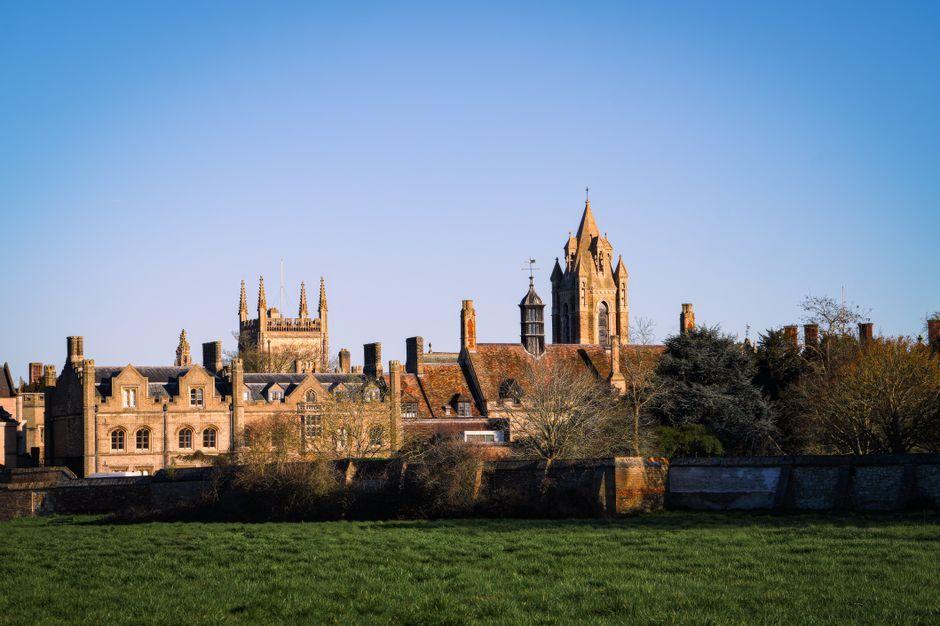 42,000 UK teens missing college under official radar