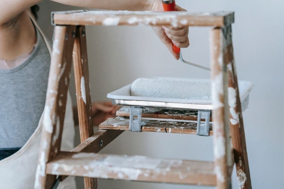 DIY Boom and Female Trades Rising as Office Jobs Fear AI