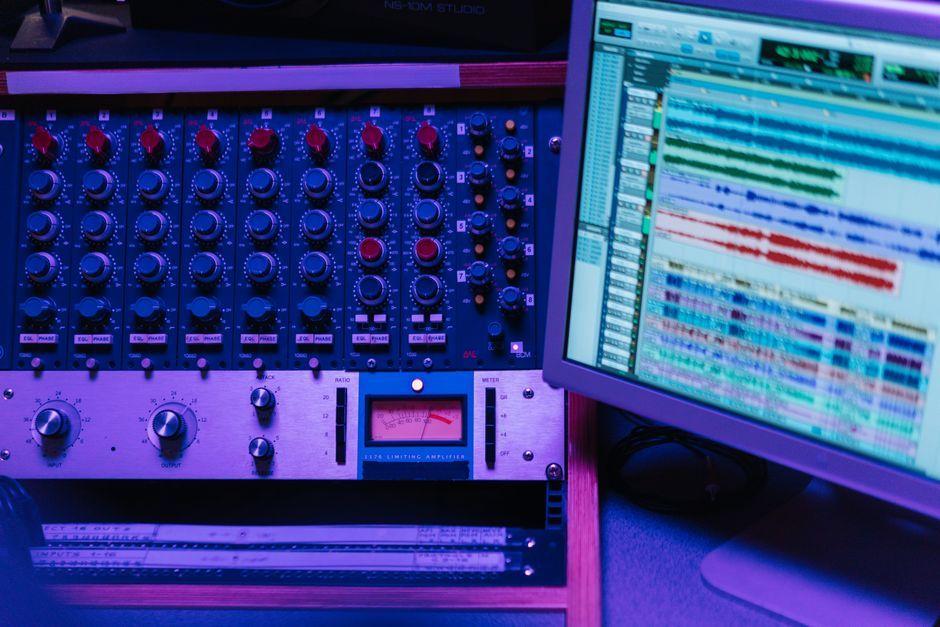 ElevenLabs เปิดตัว Dubbing v2 ชูจุดเด่นรักษาอารมณ์และเสียงต้นฉบับ รองรับกว่า 90 ภาษา