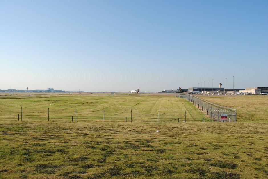 FAA Proposes Waiving 13 Environmental Laws to Speed Up Airport-to-Spaceport Conversions