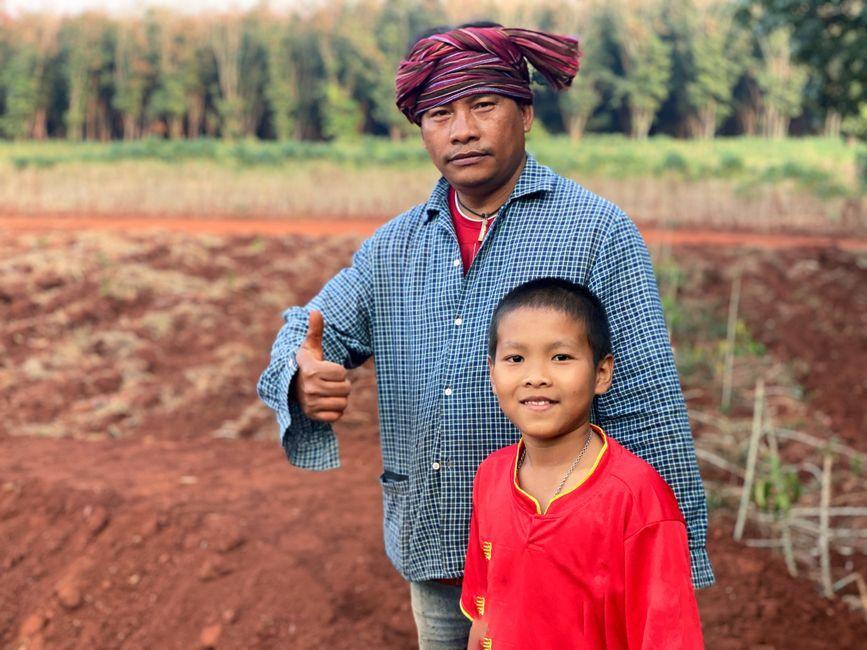 ส่องทะเบียนรถ นายกฯ อนุทิน ลงพื้นที่สุพรรณบุรี อวยพรวันเกิด ประภัตร