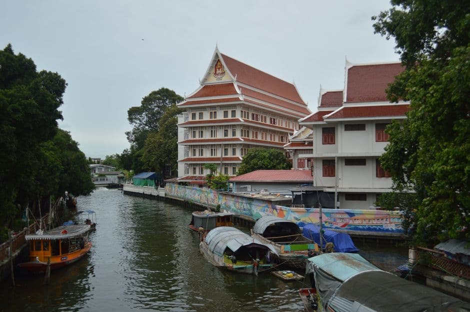ศุภมาส มอบ พัชรินทร์ ลงพื้นที่สะพานแดง ติดตามน้ำท่วมรังสิต