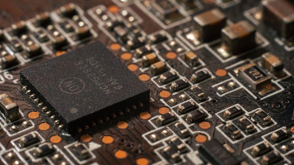 Amazon Triples Nvidia Chip Order Amid Surging AI Demand