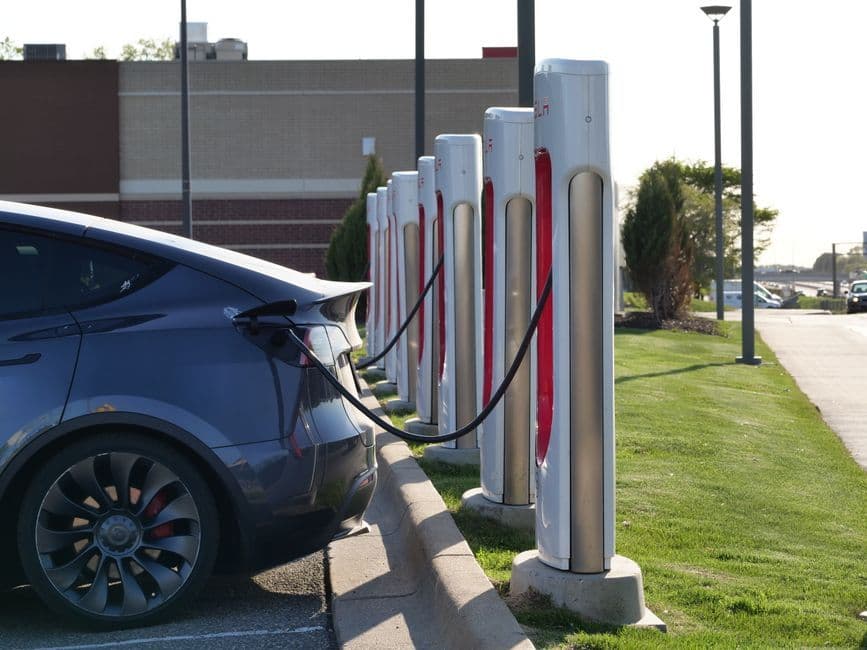 Magna invests $35M more in Yuma battery swapping network in India