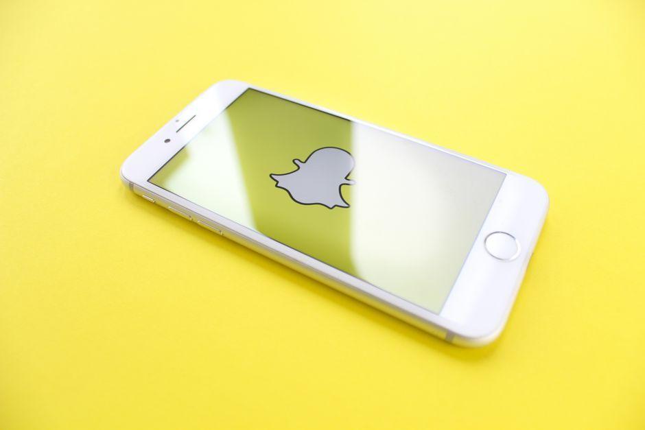 Snapchat เลิกจ่ายเงินรางวัลคลิป AI ล้วนบน Spotlight