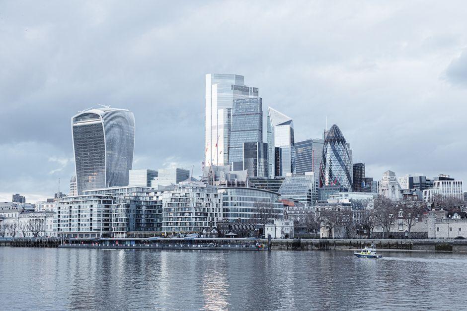 กรรมาธิการอังกฤษจี้รัฐบาลปัดข้อเสนอเทคโอเวอร์ Thames Water