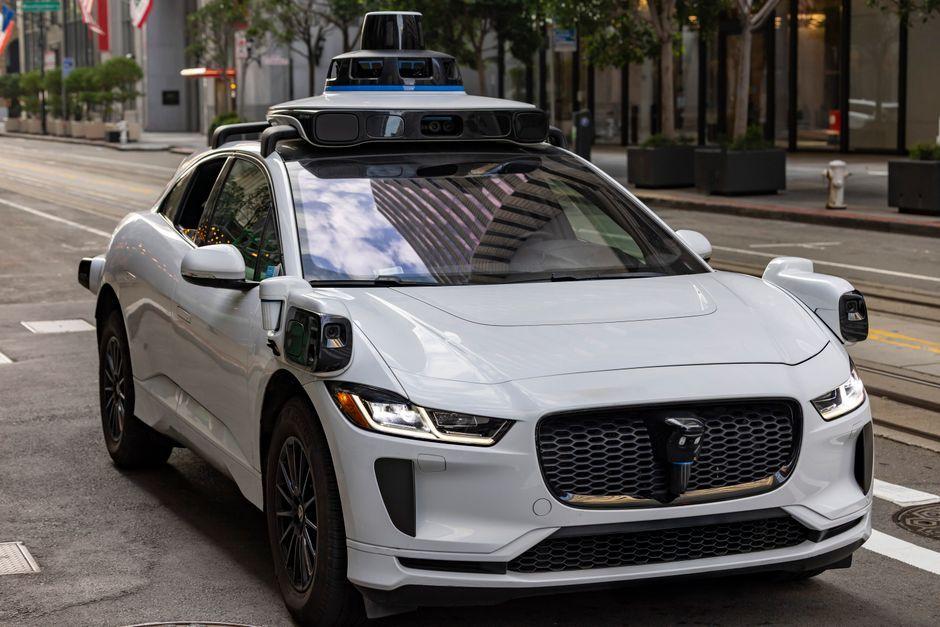 Waymo doubles lobbying spend in robotaxi battle with Uber